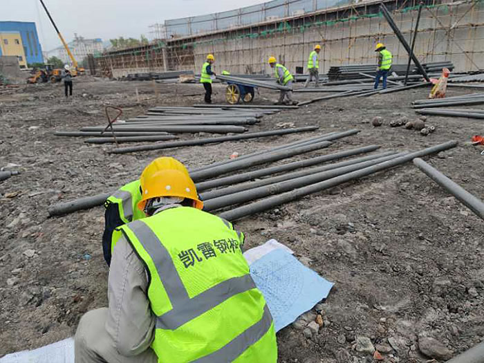 永安螺栓球网架结构